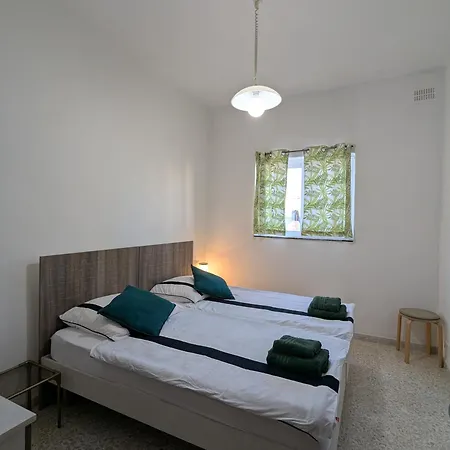 דירה Fly Dodo Summer מרססקלה