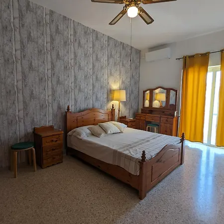 Fly Dodo Summer Apartment